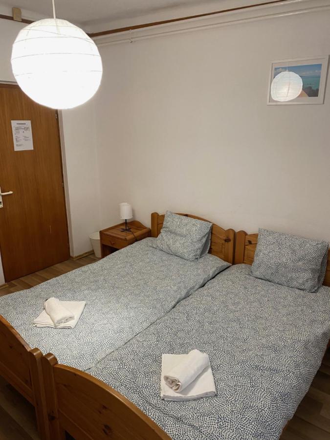 Global Apartmanhaz ボニャルツバシュ エクステリア 写真