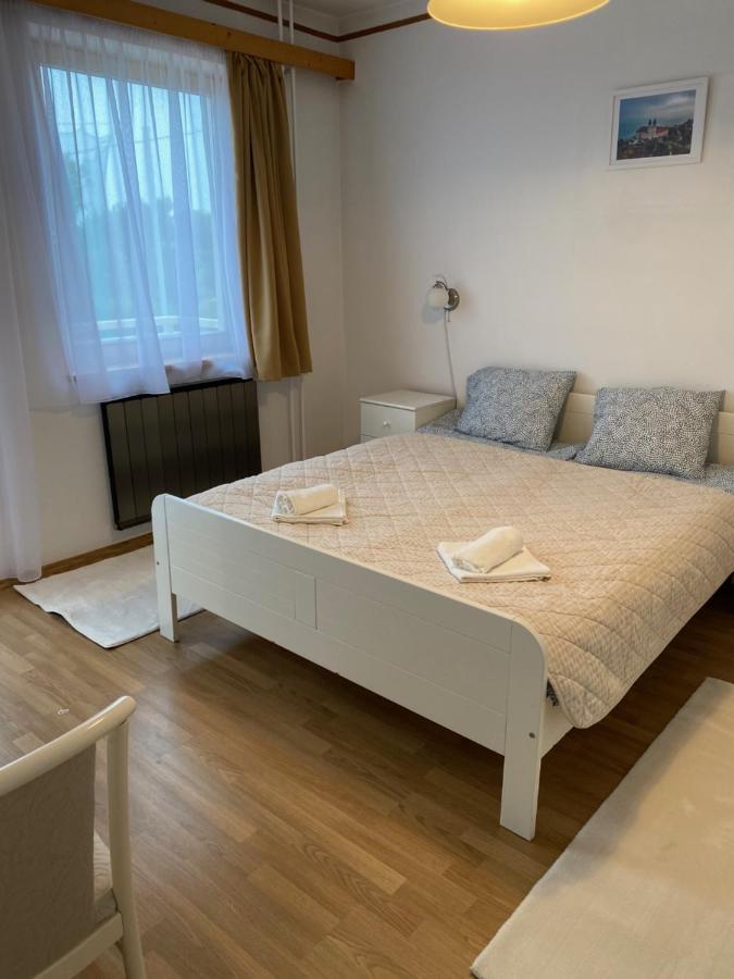 Global Apartmanhaz ボニャルツバシュ エクステリア 写真