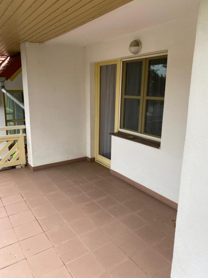 Global Apartmanhaz ボニャルツバシュ エクステリア 写真